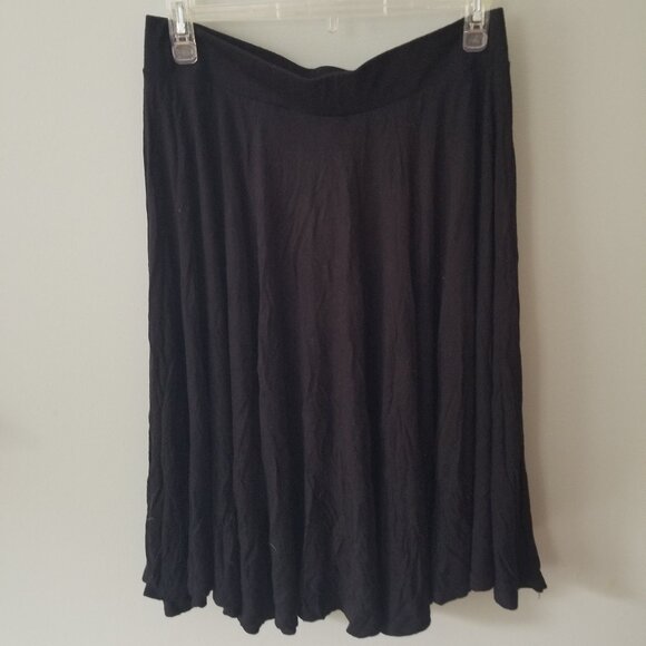Comfortable Black Jersey H&M Skirt - Picture 1 of 5